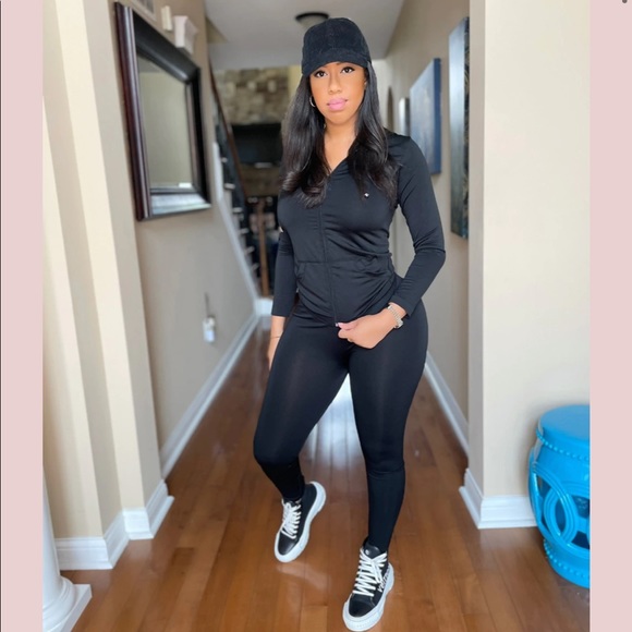 Out and about track suits with tags One Size fits most. Several colors available - Picture 3 of 7